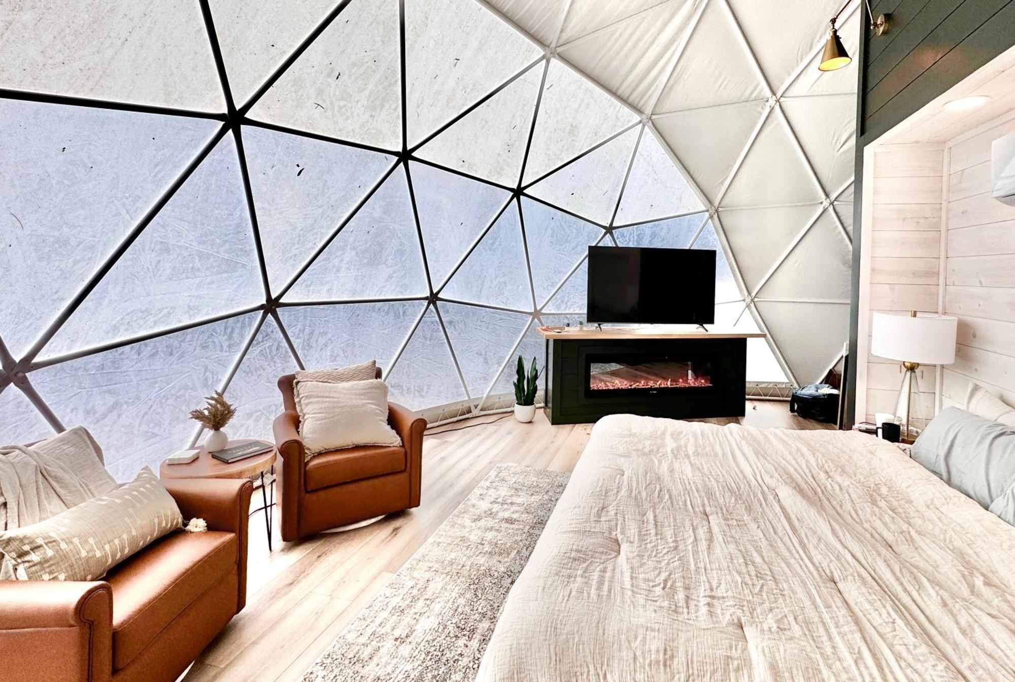 Dome And Mountain Views Hot Tub Hiawassee